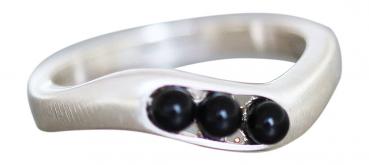 Zarter Ring echt Silber 925 mit Onyx - Silberring mit drei Onyx Perlen Damenring