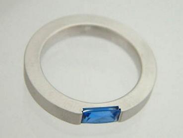 Massiver Bandring - Ring Silber 925 mit Zirkonia in Blau Silberring - Damenring